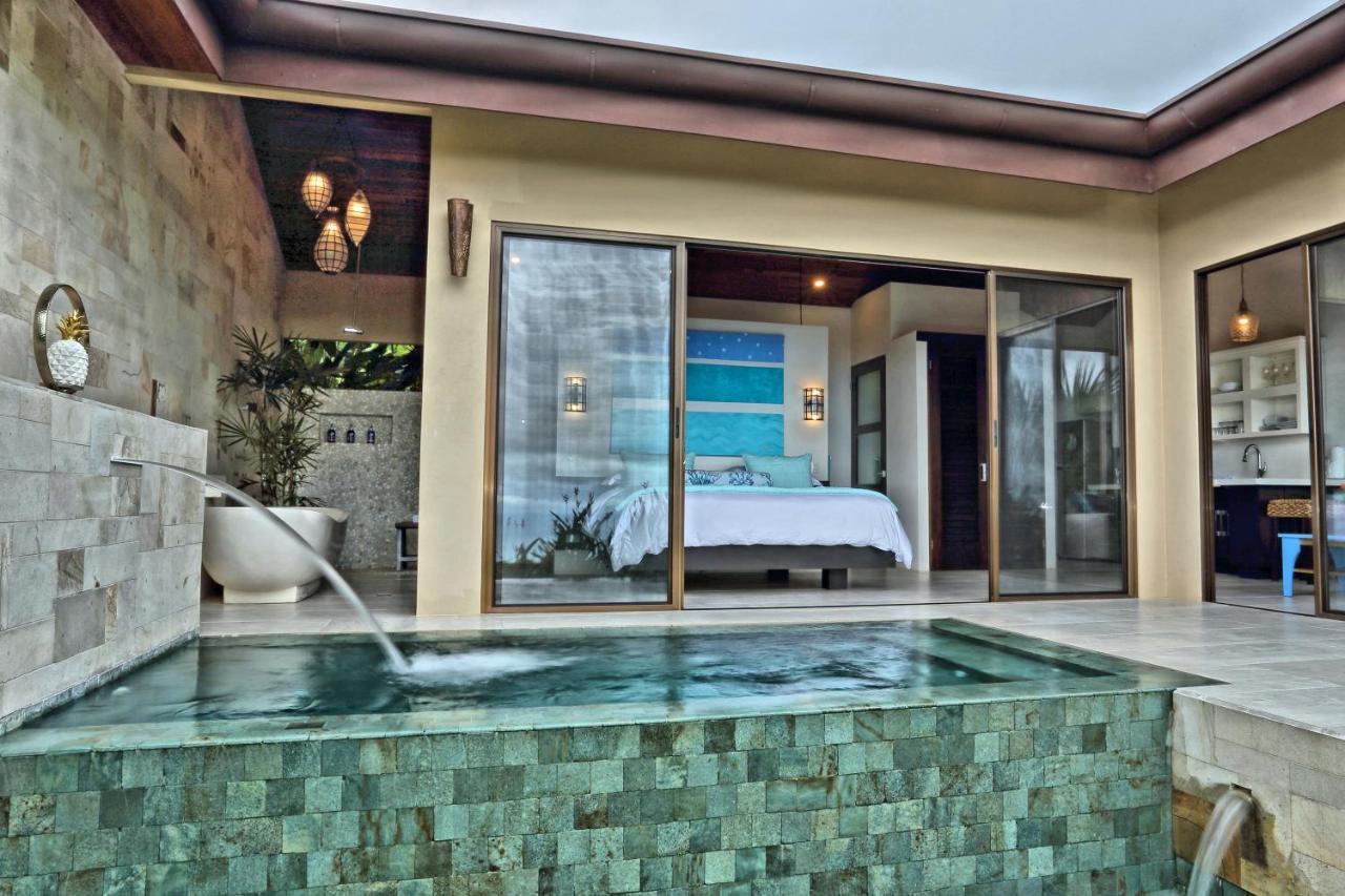 Golden Pineapple Villas-Adults Only Uvita Exterior photo